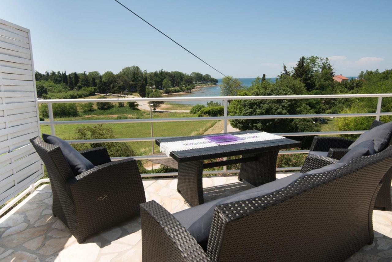 Anna Apartment