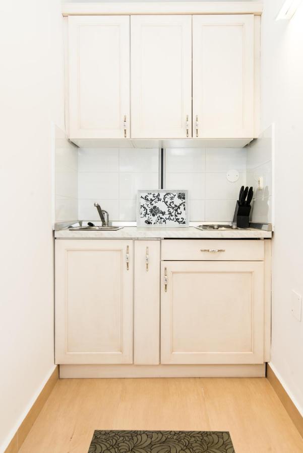 Anna Apartment *