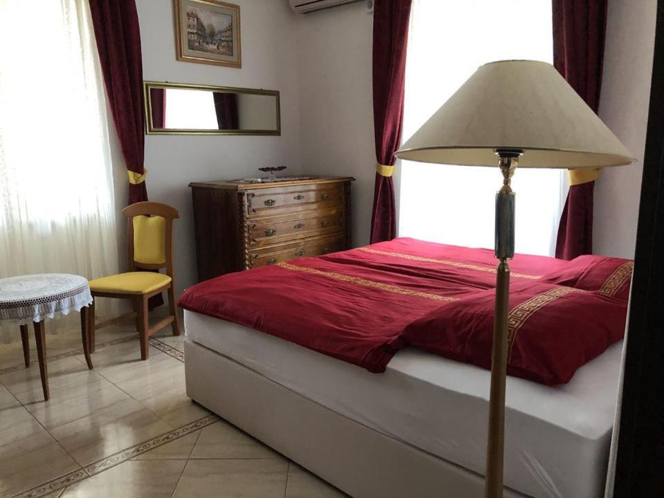 Anna Apartment