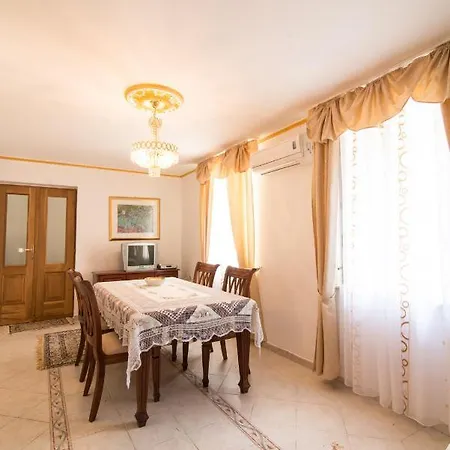 Villa Anna Savudrija Exterior photo